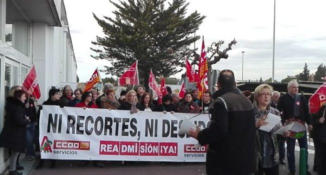 Concentración contra los cuatro despidos de Alcampo Utebo. Foto: @IUUtebo