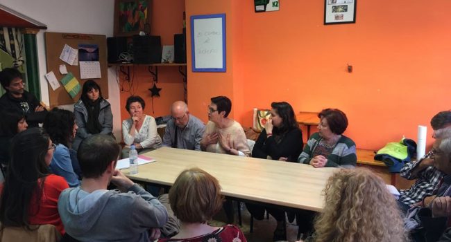 Algunas de las vecinas y vecinos que han participado en el documental. Foto: El Patio de las Pinzas