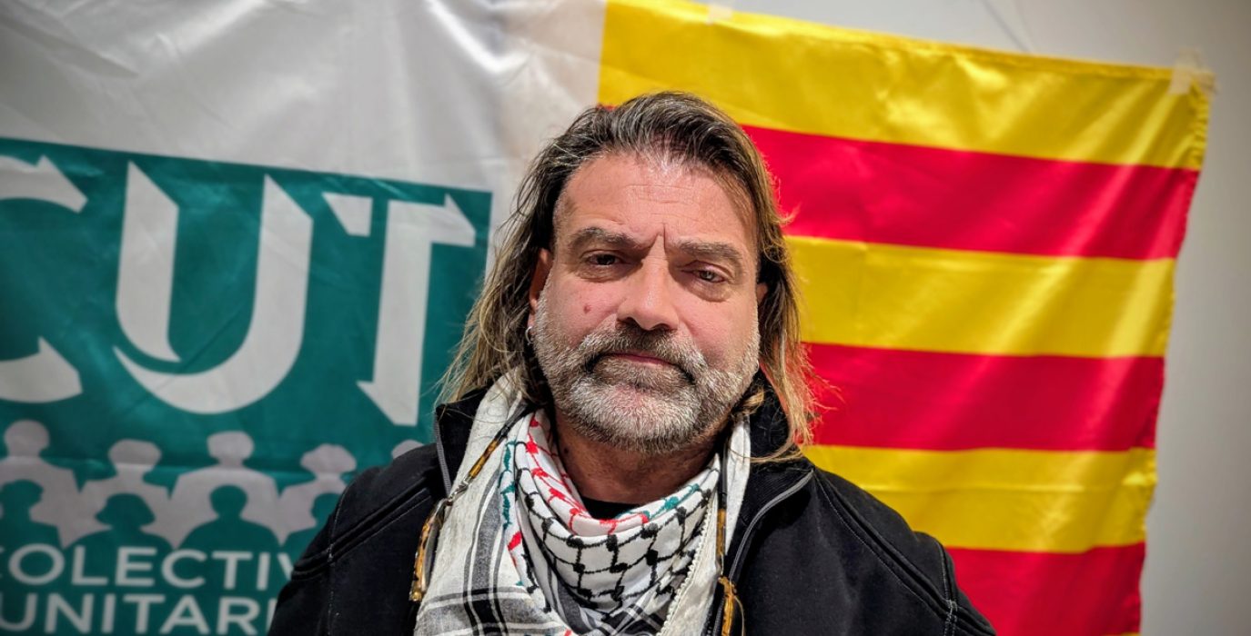 Edu Lucas, antes de la charla organizada en Zaragoza por el CUT | Foto: AraInfo