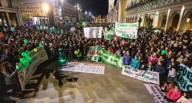 Movilización en defensa de la escuela pública durante el pasado curso en Zaragoza | Foto: CGT Aragón