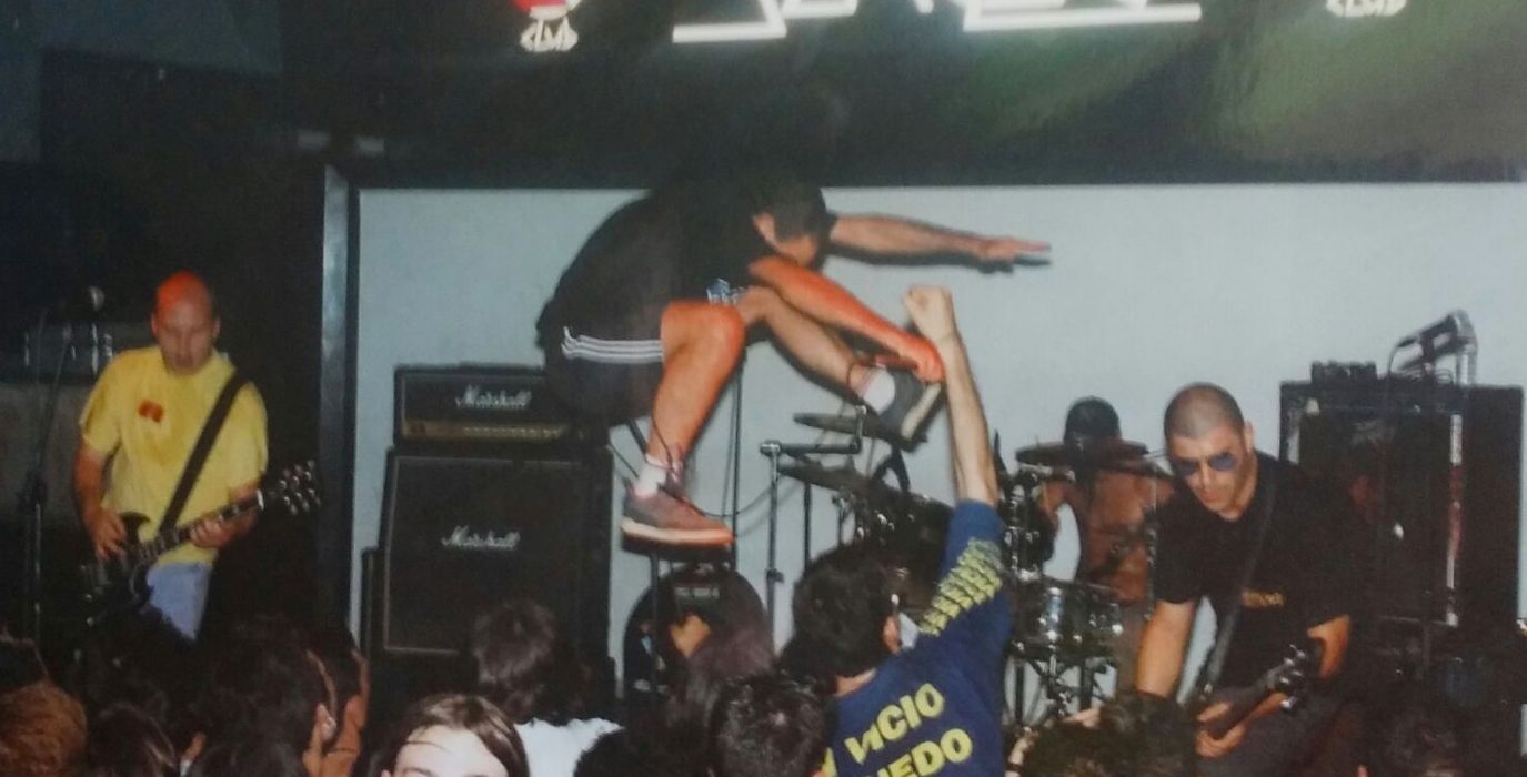 Los Sapos en una actuación en la Sala Sendero de Arnedo.