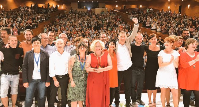 Otegi junto al resto de repesententantes de EH Bildu durante el Congreso celebrado este sábado en Bilbo. Foto: @ehbildu