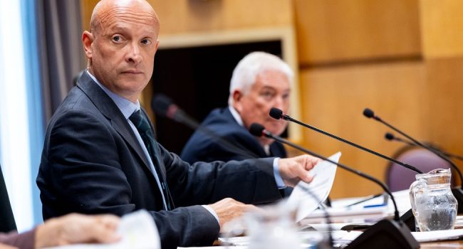 Zaragoza en Común pide la dimisión de Carlos Gimeno “por mentir sobre la salida del Ayuntamiento de Zaragoza de la FZCC”