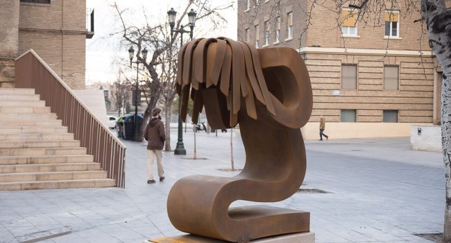 La escultura está instalada en plaza César Augusto de Zaragoza. Foto: Pablo Ibáñez (AraInfo)