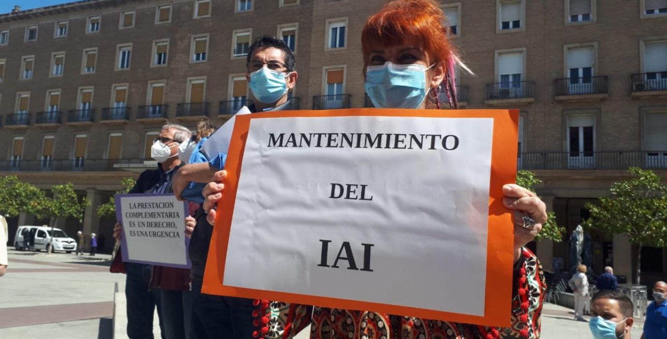 Nueva concentración en Zaragoza convocada por el Espacio de Información, Promoción y Defensa de los Derechos Sociales. Foto: Dora Díaz (AraInfo)