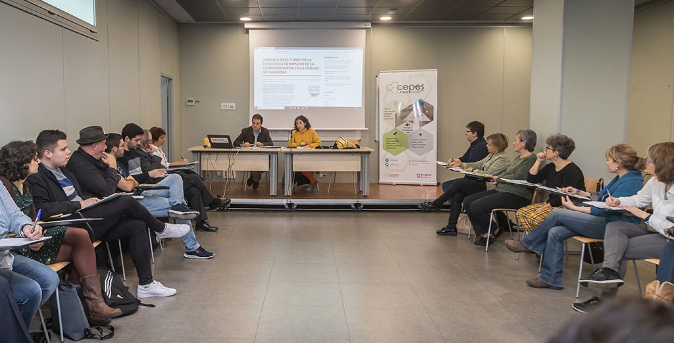 Asistentes a la Jornada de Retorno celebrada este lunes. Foto: AZ