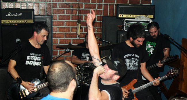 Estricalla, en la imagen, estará acompañada por KBKS en el concierto de este jueves, 1 de mayo, en Arrebato. Foto: Facebook Batikao Est