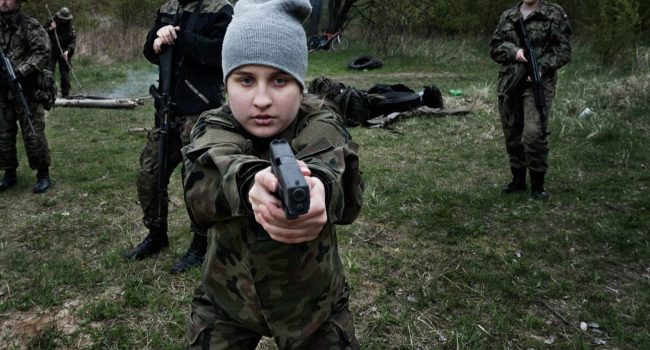 Una de las fotografías de Hanna Jarzabek que se pueden ver en "Patriotic Games".