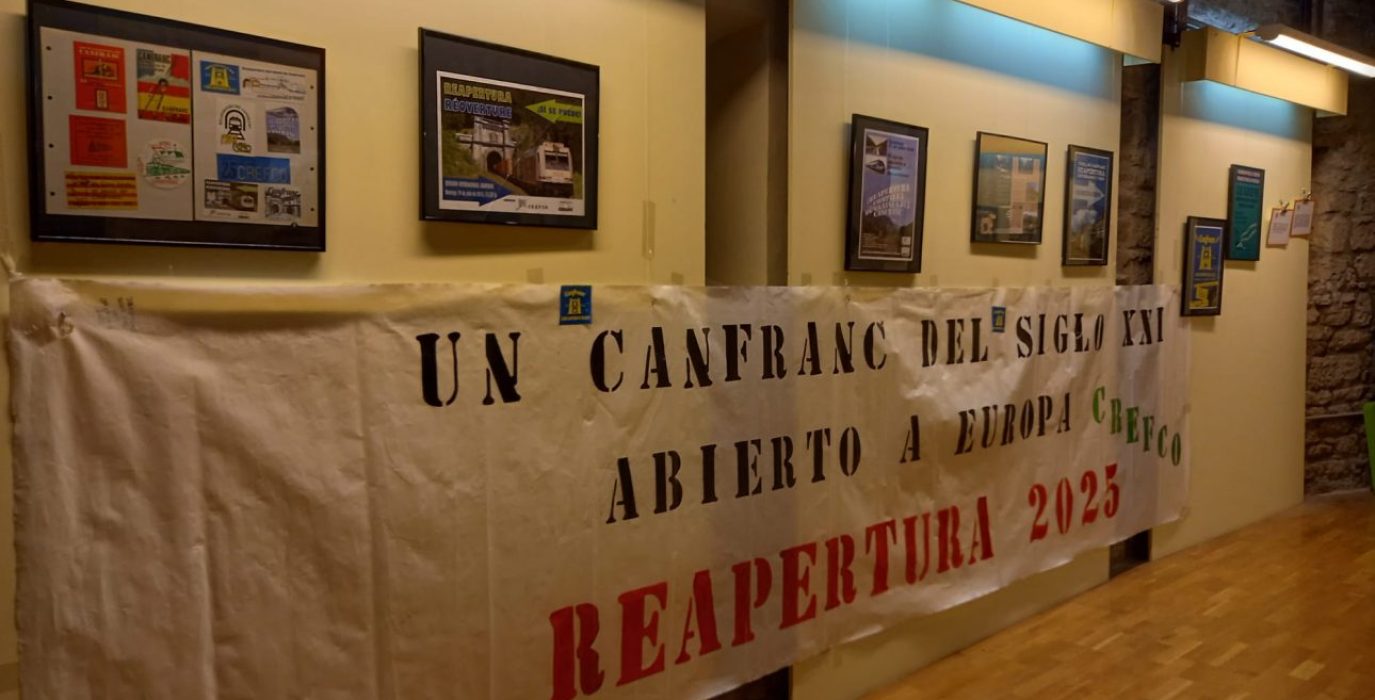 Exposición de CREFCO por su 30 aniversario | Foto: @CREFCOAragon