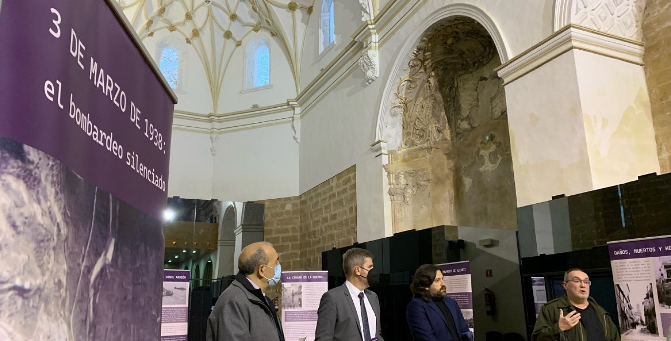 Exposicion Ayuntamiento de Alcañiz conmemoración Bombardeo fascista de Alcañiz Alcanyiz