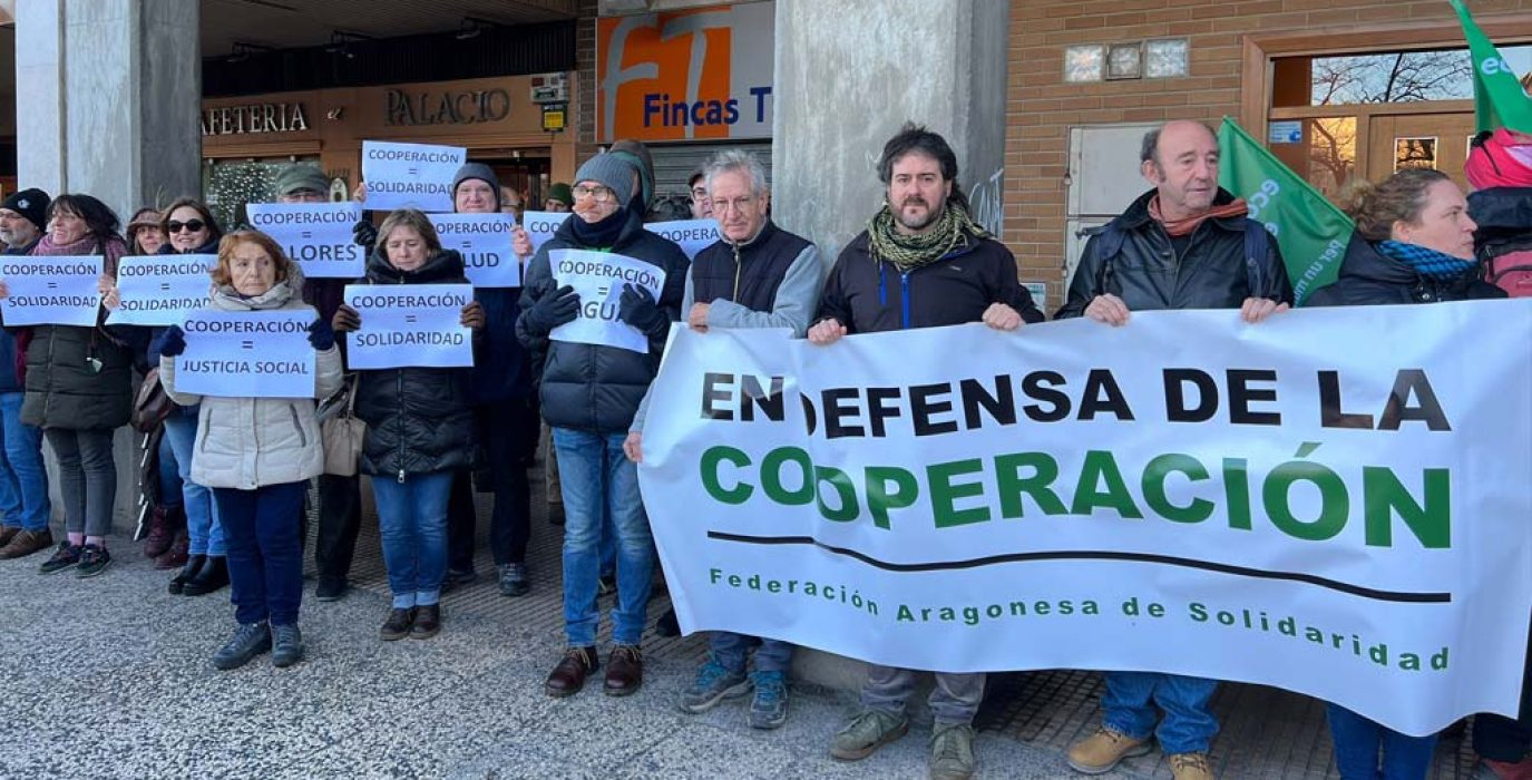 Imagen de archivo de una movilización contra los recortes en cooperación en Aragón | Foto: FAS