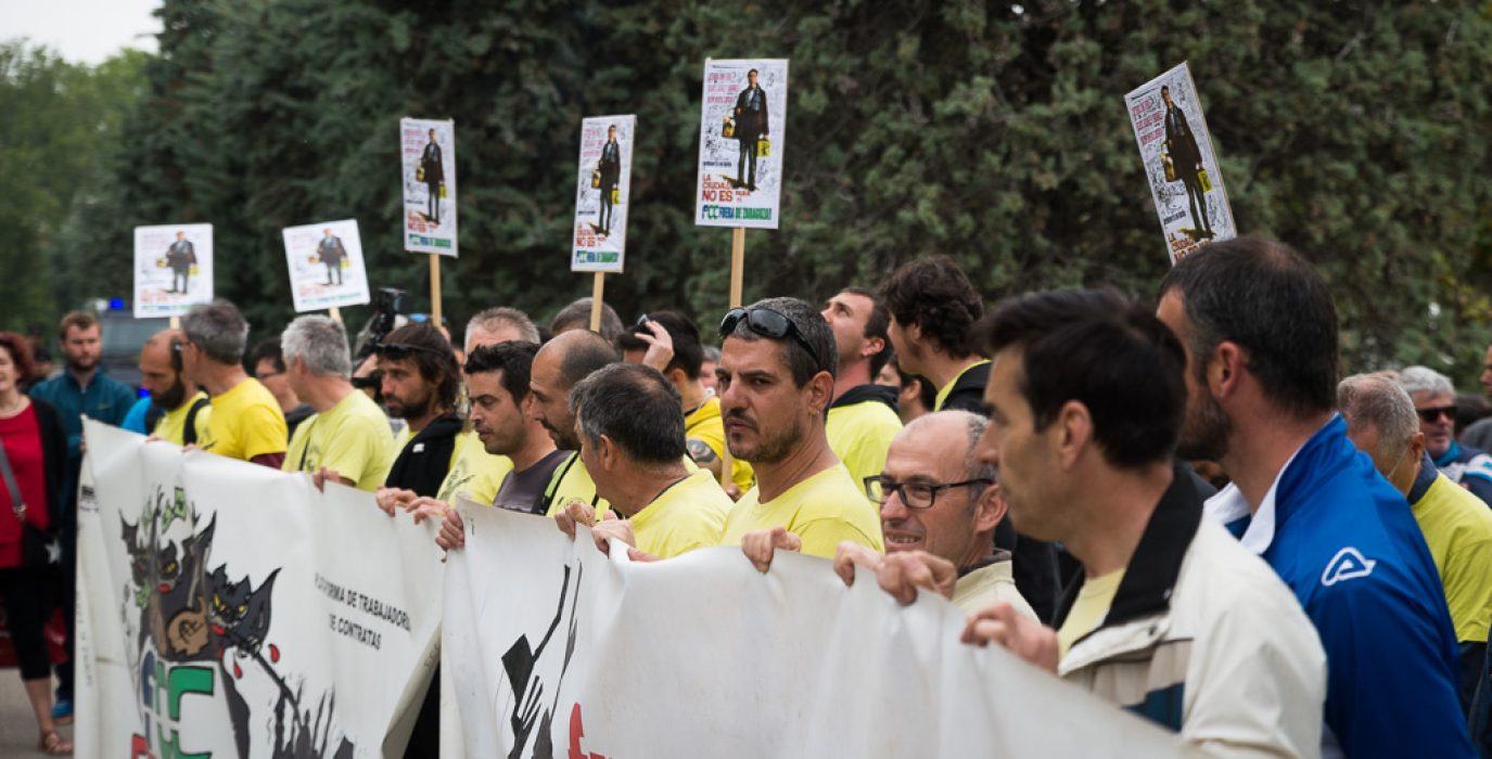 Movilización de la plantilla de FCC parques y jardines de Zaragoza el pasado 18 de mayo. Foto: Pablo Ibáñez (AraInfo)