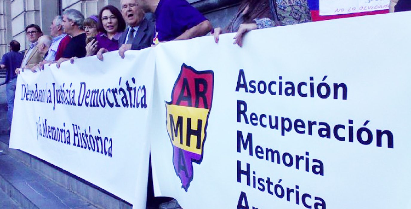 Un acto de ARMHA en Zaragoza. Foto: Josefina Musulén