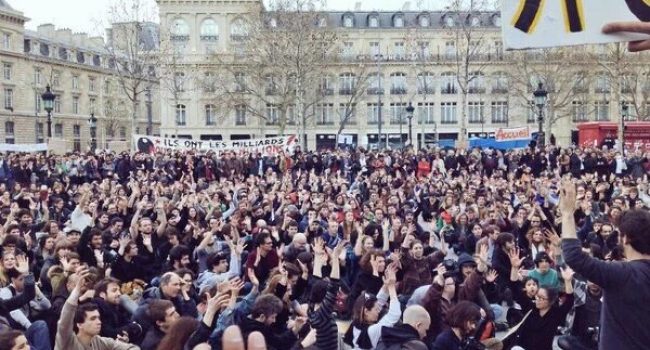 FRANCIA nuit debout