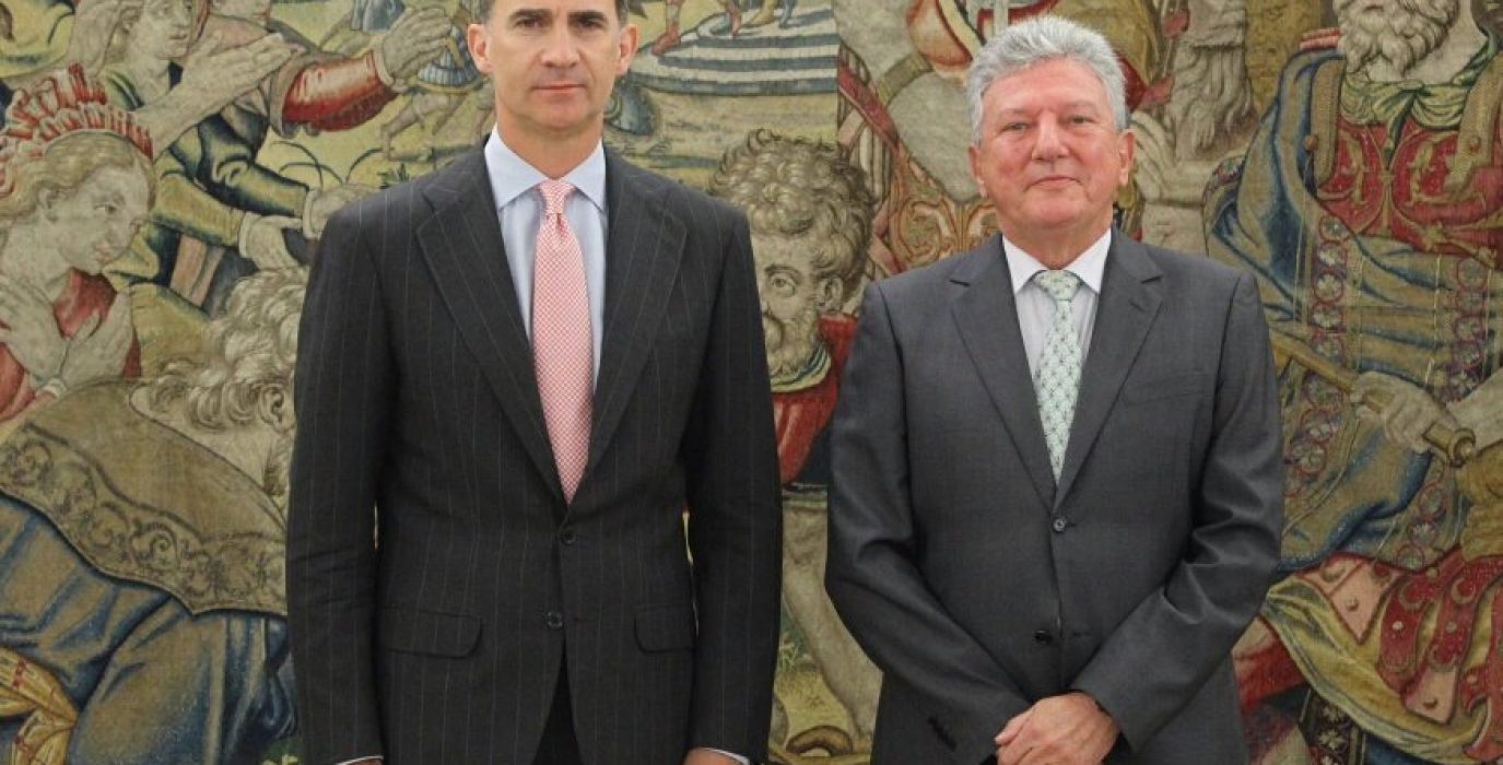 Felipe VI junto a Pedro Quevedo, diputado de Nueva Canarias. Foto: NC