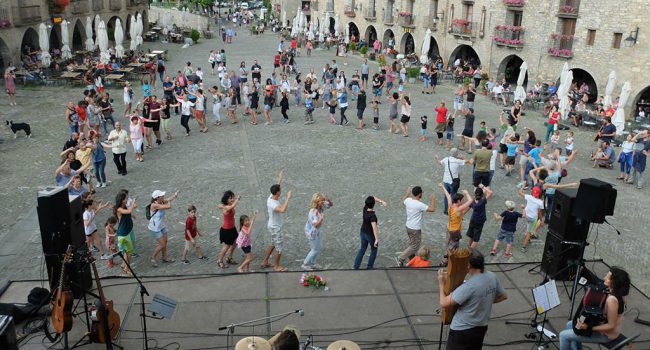 La Orquestina del Fabirol en la plaza Mayor.