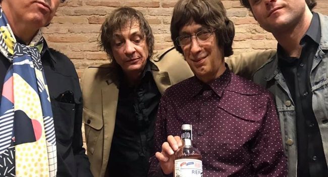 The Flamin' Groovies con la formación actual.