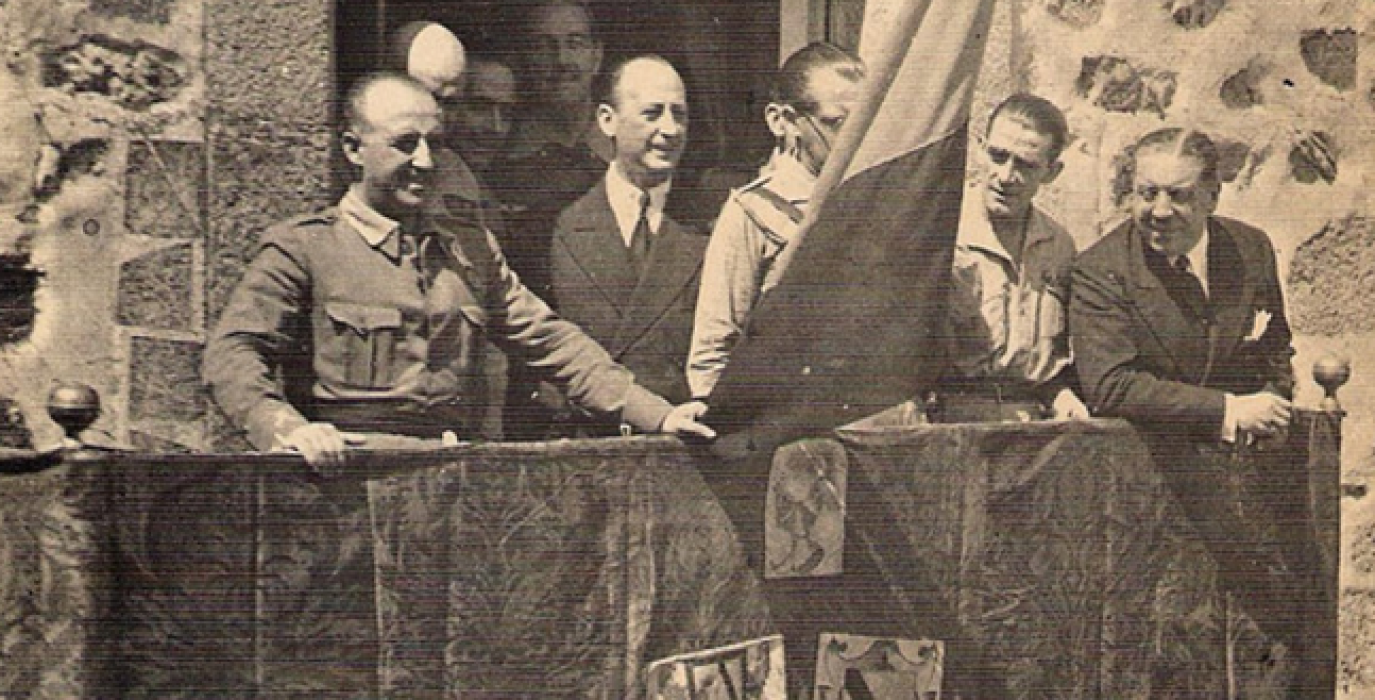 El dictador Francisco Franco, durante un acto público en los años 50.
