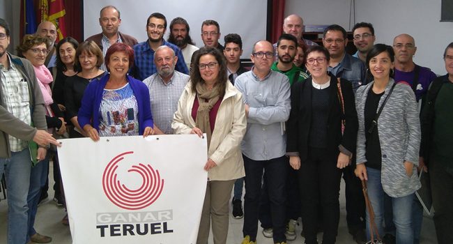 Representantes de Ganar Teruel en la asamblea de este lunes.
