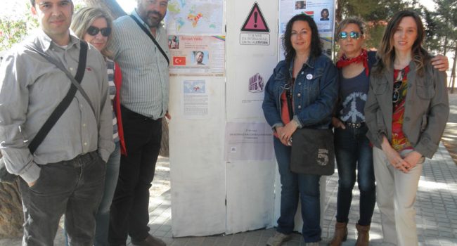 Representantes de Ganar Teruel en el acto del colectivo Lavanda.