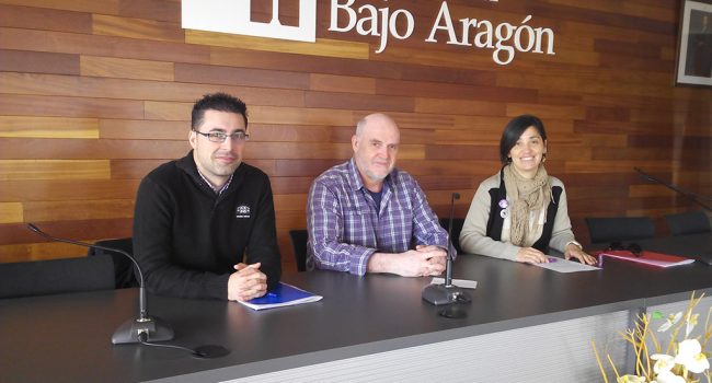 Representantes del Grupo comarcal de Ganar en el Baixo Aragón durante la rueda de prensa. Foto: María Quílez