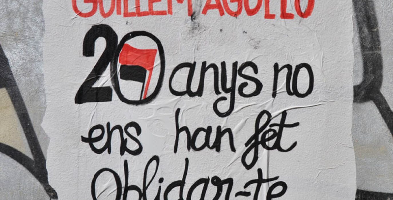 Pintada en recuerdo a Guillem Agulló en el 20 aniversario de su asesinato. Foto: Arran