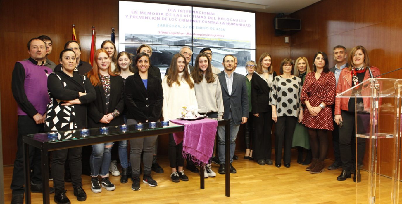 El acto ha reunido a casi 200 personas en la Sala Goya del monumento bajo el lema ‘Recuerdo y enseñanza del Holocausto en pro de la Justicia global’, de Naciones Unidas. Foto: Cortes