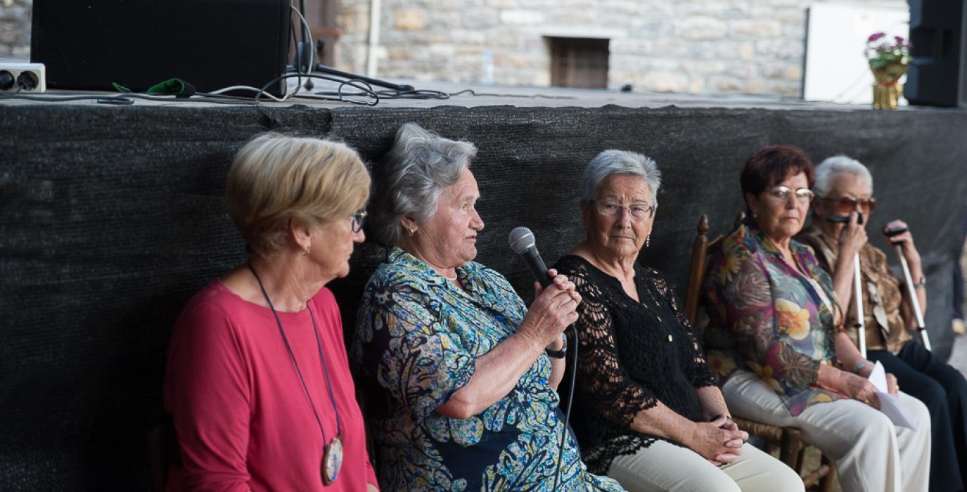 "Mujeres que cuentan", en su edición de 2017 en l'Ainsa-Sobrarbe. Foto: Pablo Ibáñez (AraInfo)