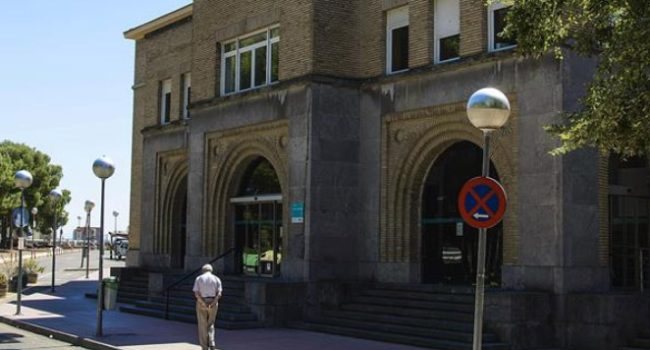Hospital Royo Villanova.
