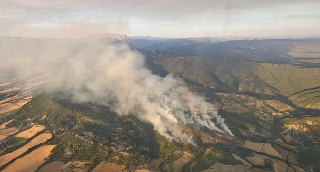 Incendio forestal en A Fueva | Foto: @guardiacivil