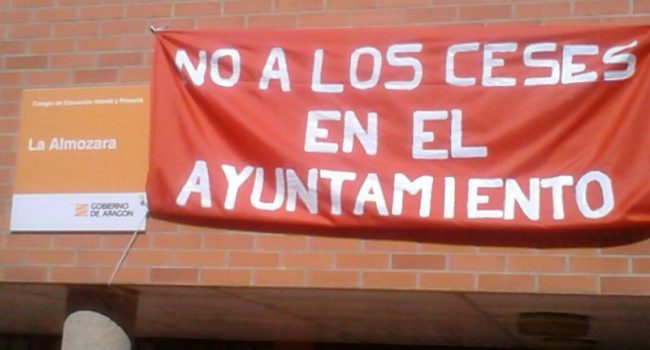 Pancarta alusiva a los ceses. 
Foto: "Funcionarios en lucha".