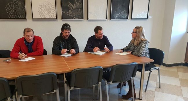 El comité de empresa reunido con Elena Martínez, de Ciudadanos.