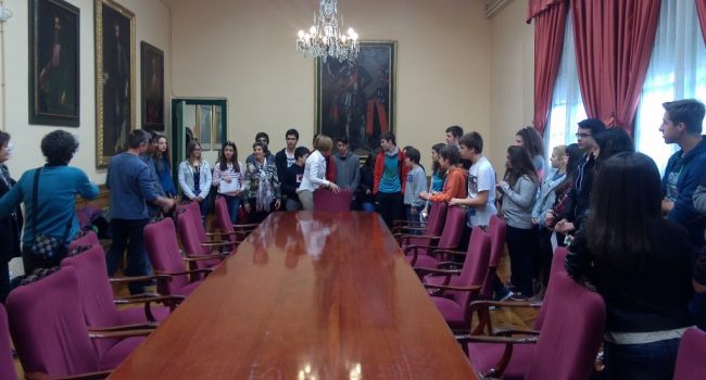 Momento de la entrega a las diferentes asociaciones.