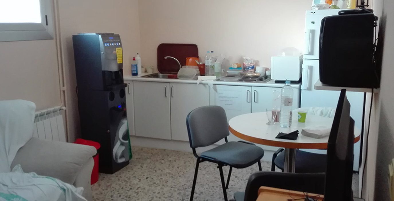 Centros de Salud de Casp y Borja donde pretenden que se comparta junto al personal del centro, entorno a cinco personas más. Foto: CGT.
