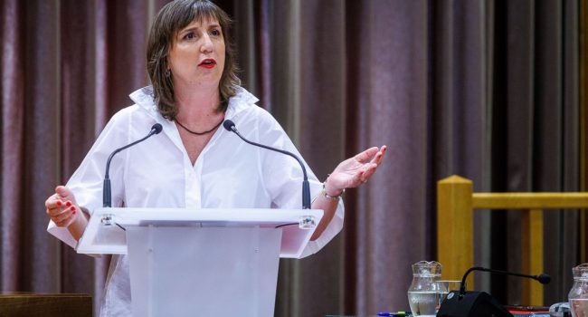 Lola Ranera, portavoz del PSOE, durante el debate del estado de la ciudad | Foto: Daniel Marcos (AZ)