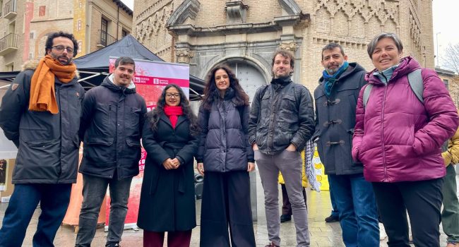 Marta Abengoche junto a representantes de IU - MS durante el acto en la Madalena | Foto: IU