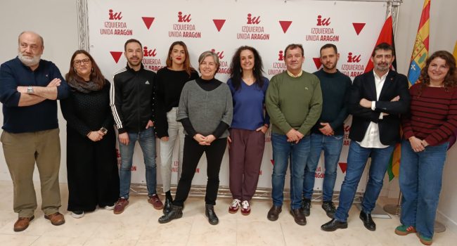 Marta Abengochea junto al resto de integrantes de la nueva Colegiada de IU Aragón.
