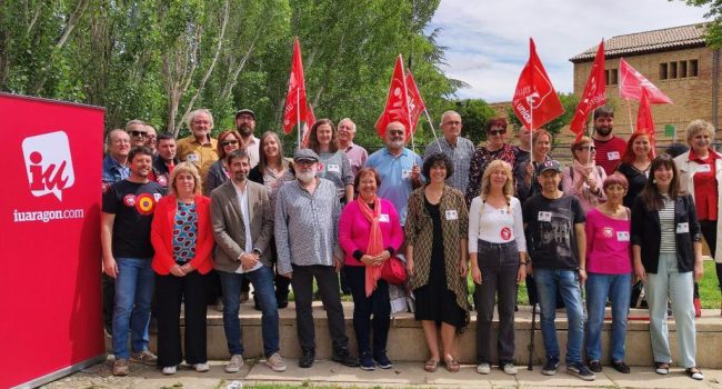 Guerrero y Callén junto a Sanz en el acto celebrado por IU este sábado en Uesca | Foto: IU