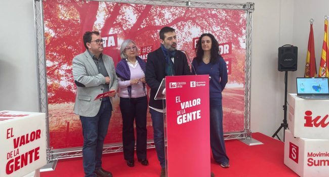 Álvaro Sanz, Yolanda Roldán, Jesús García y Marta Abengochea durante la rueda de prensa | Foto: IU