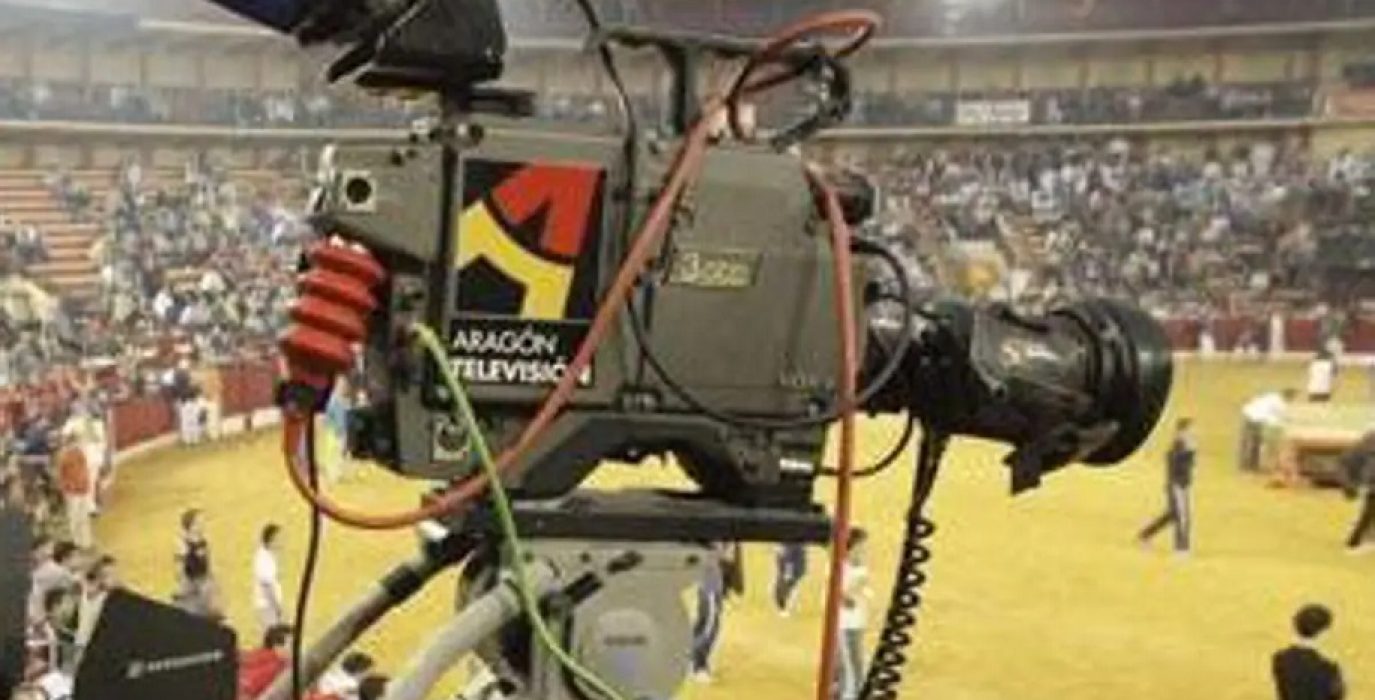 IU pide explicaciones a la DGA “por la vuelta a la programación de Aragón TV de corridas de toros”