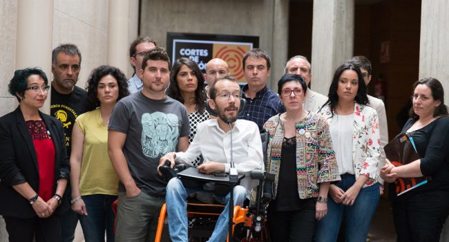 Grupo parlamentario de Podemos en las Cortes de Aragón. Foto: Pablo Ibáñez (AraInfo)