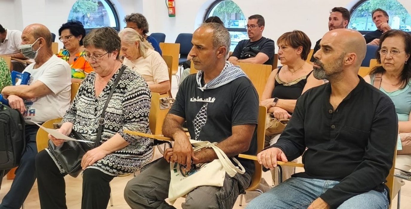 Imagen general de la sesión de la Junta del Rabal de Zaragoza | Foto: AI
