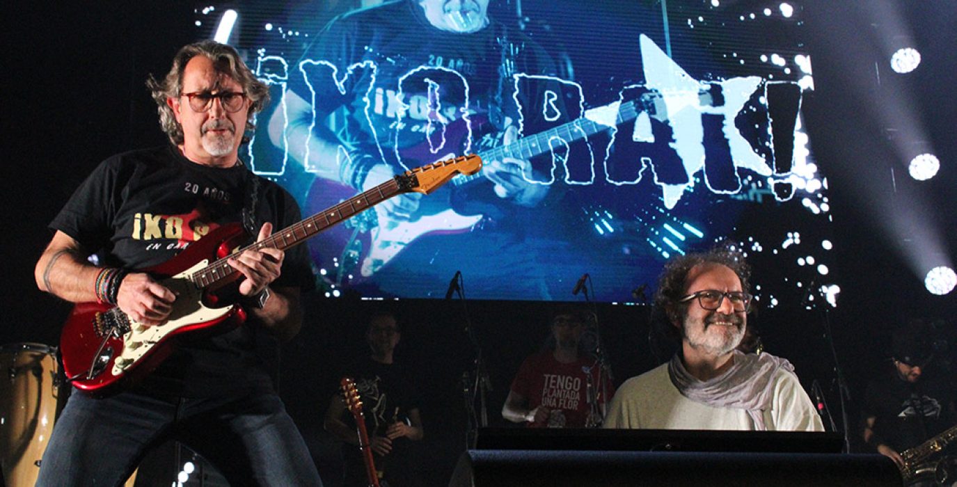 Dos de los músicos de Ixo Rai en su concierto 20 años después este 23 de abril en Zaragoza