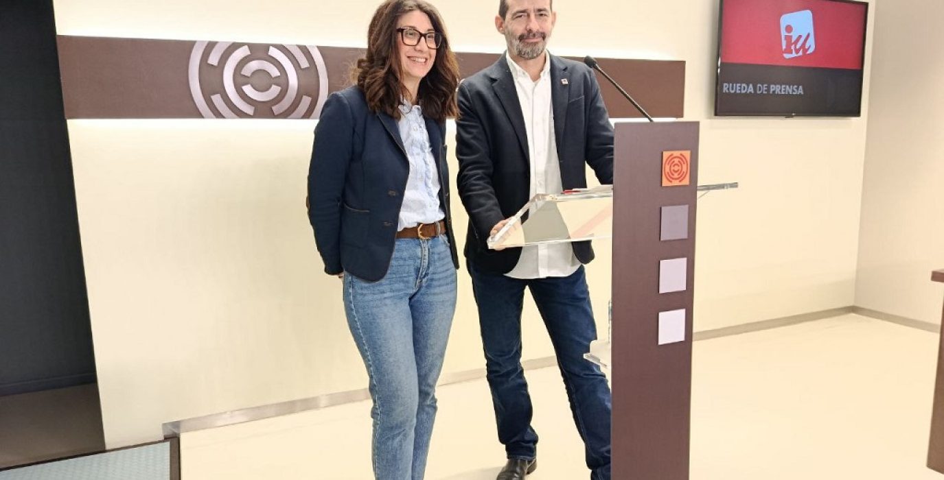Izquierda Unida exige a Bancalero “frenar las prácticas feudales” en el Instituto de Investigación Sanitaria de Aragón María Pilar García Álvaro Sanz