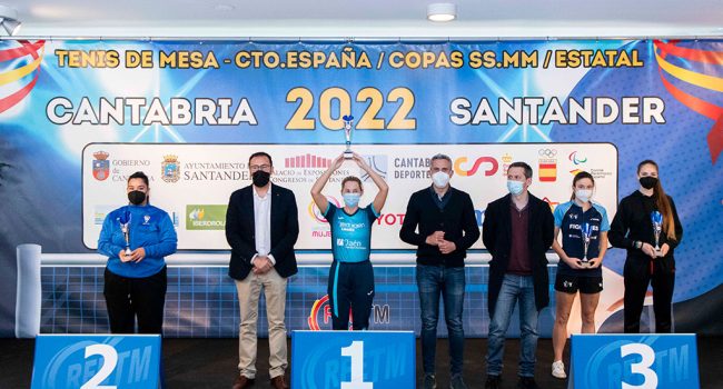 Janina Nieto (CN Helios), subcampeona del torneo Estatal senior de tenis de mesa | Foto: FATM