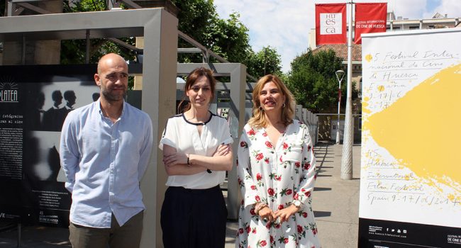 José Manuel Gómez, Yolanda de Miguel y Azucena Garanto durante la presentación de la exposición PLATEA.