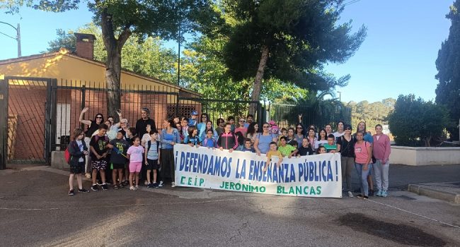 La Educación Pública aragonesa finaliza el curso con masivas movilizaciones contra los recortes del PP