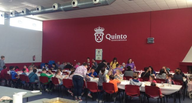 La Escuela Municipal de Música de Quinto retoma su agenda con la interpretación de una pieza musical en lengua de signos