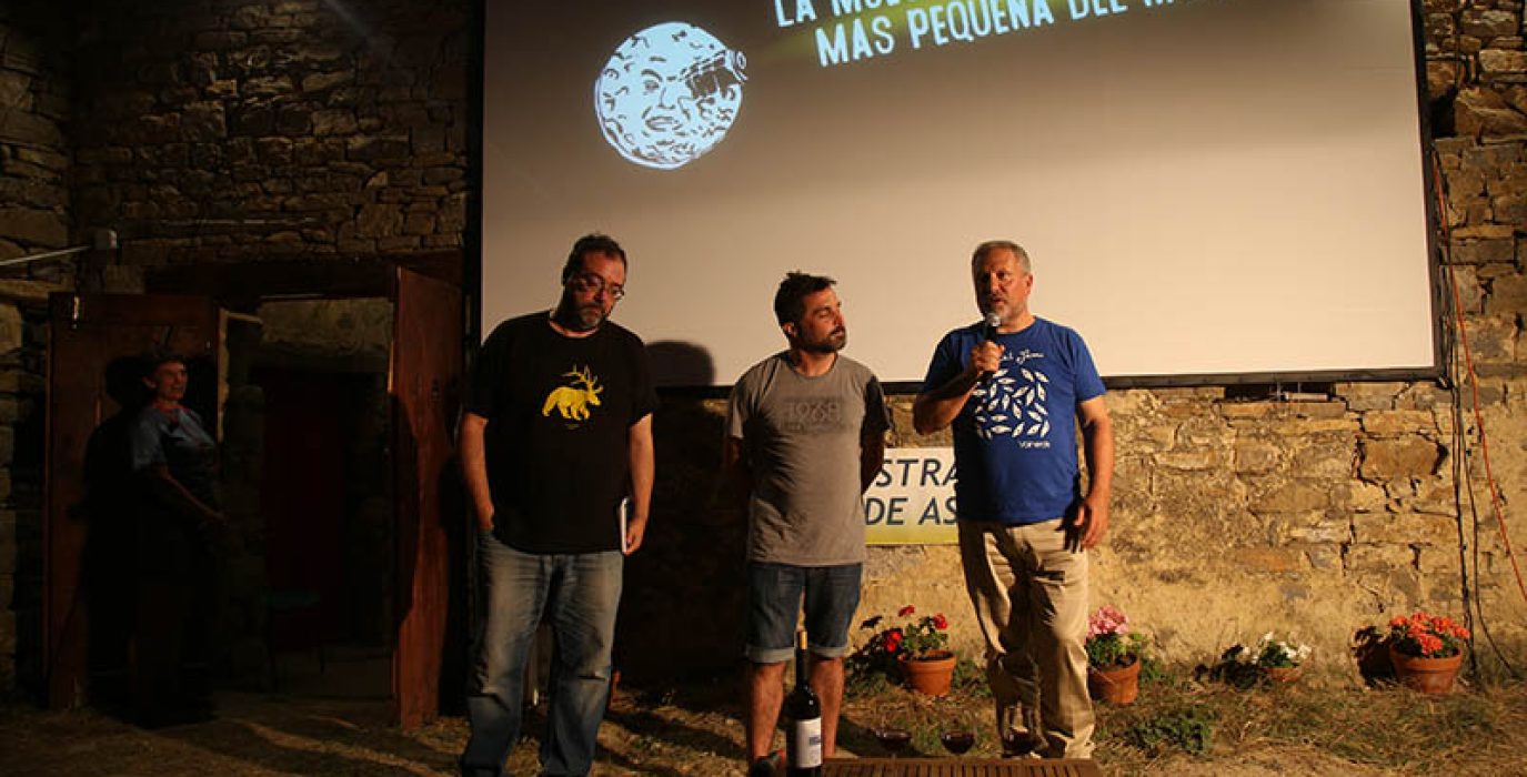 Roberto Sánchez (izda), José Ángel Guimerá y Miguel Cordero en la Muestra de Cine de Ascaso 2016 | Foto: Lorenzo Pascasio