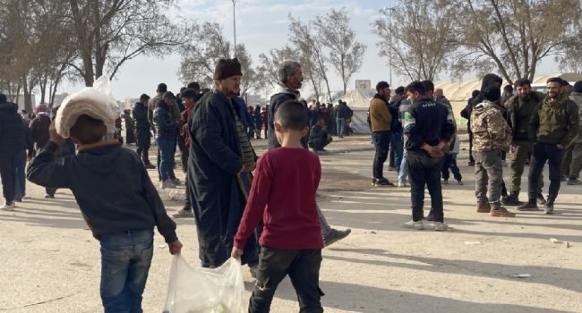 Desplazados del cantón de Shehba llegan a Tabqa | Foto: Rojava Information Center
